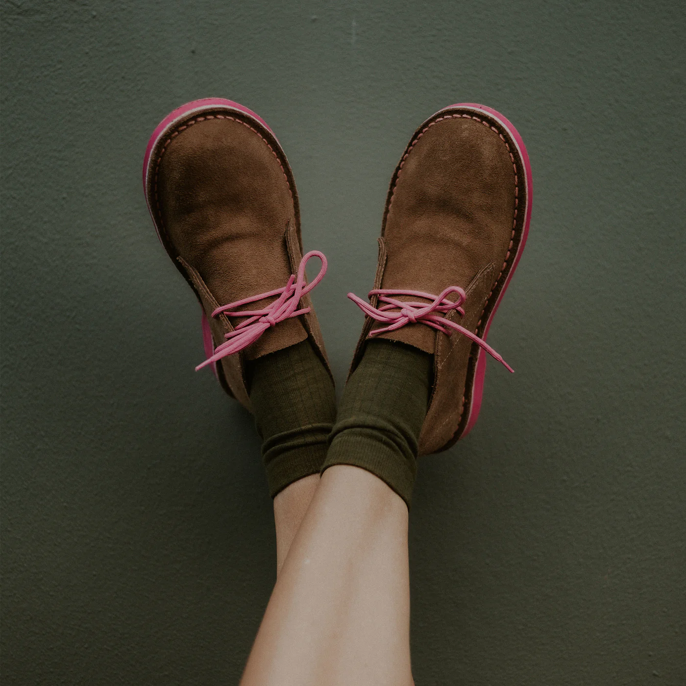 Veldskoen Heritage Hadeda Hot Pink in action